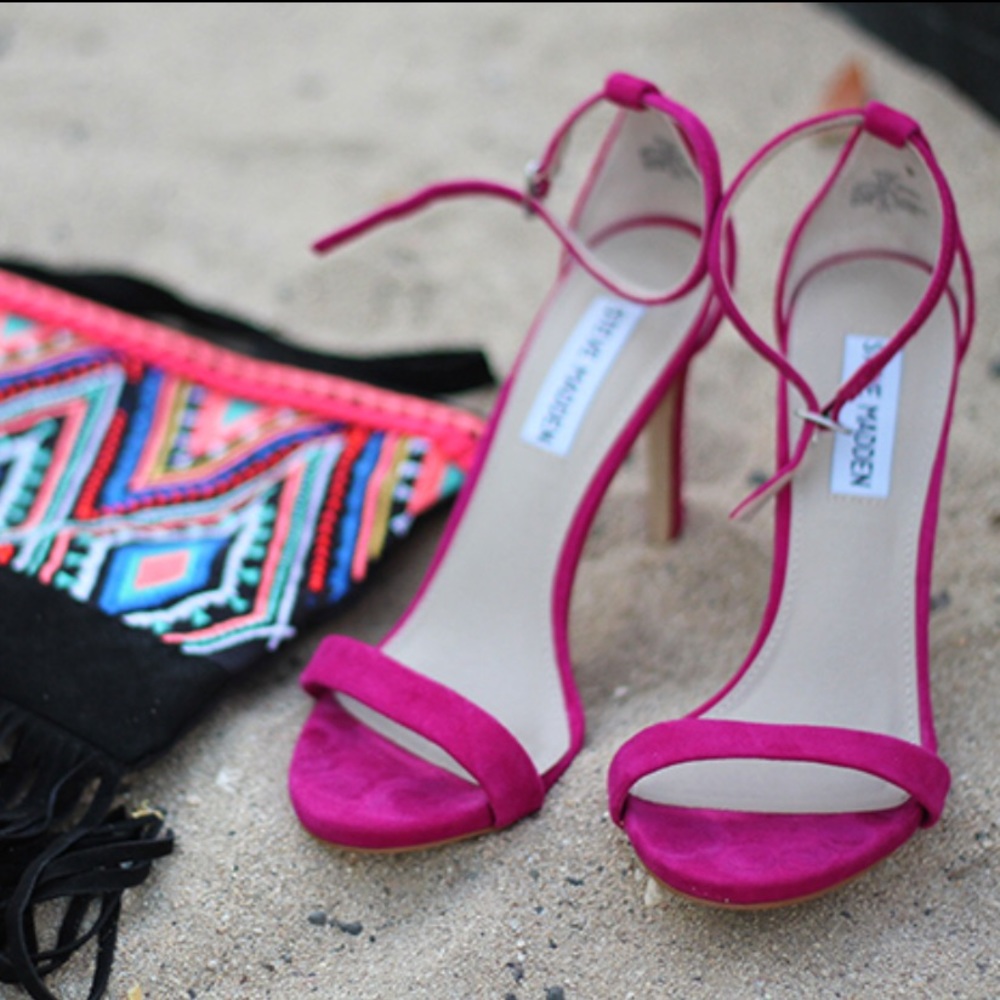 Steve Madden Stecy Shoe Pump in Magenta